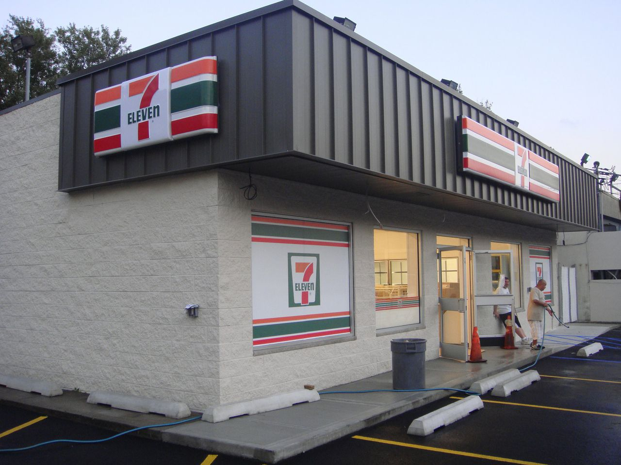 7 Eleven Heading To Richmond Valley Silive