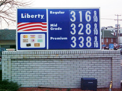 Liberty Gas Prices Start At 3 16 At Cherrydale s Liberty Flickr