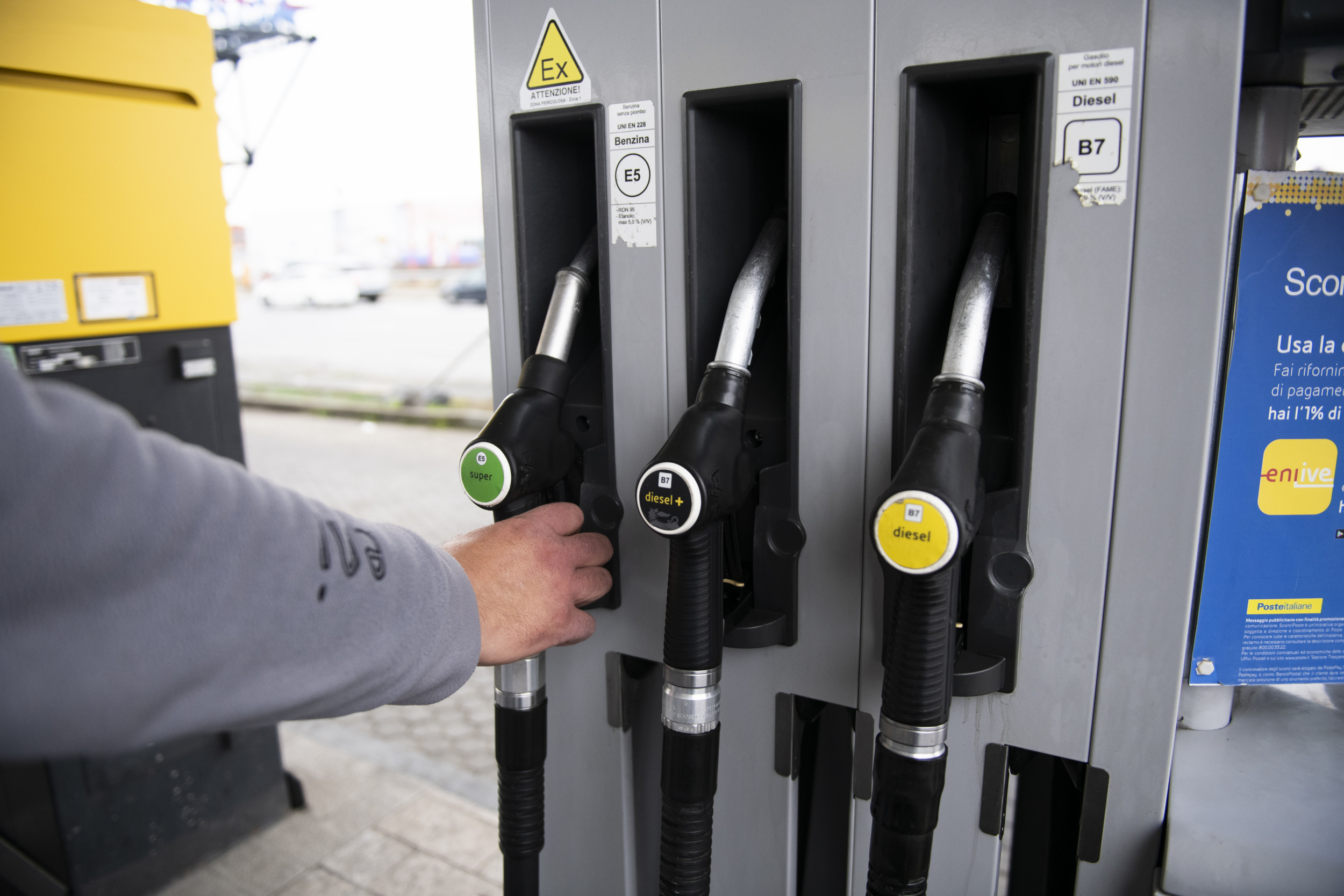California S 400 Gas Rebate Explained How It Works And Who Would Qualify California s 400 Gas Rebate Explained How It Works And Who Would Qualify