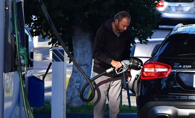 Gas Tax Rebate 2022 Are You Eligible For New Rounds Of Stimulus Checks Gas Tax Rebate 2022 Are You Eligible For New Rounds Of Stimulus Checks