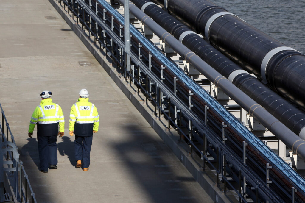 National Grid Eyes Decarbonizing Gas Using Hydrogen Q A Bloomberg NEF 