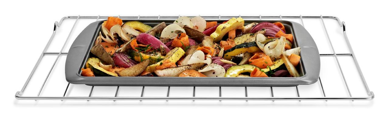 Whirlpool 5 1 Cu Ft Freestanding Gas Range White WFG320M0BW Best Buy Whirlpool 5 1 Cu Ft Freestanding Gas Range White WFG320M0BW Best Buy